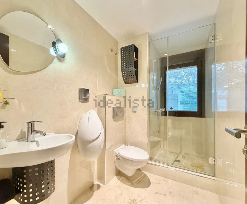 Chalet independiente de 350 m² con piscina climatizada y máxima privacidad en Galapagar - imagen 8