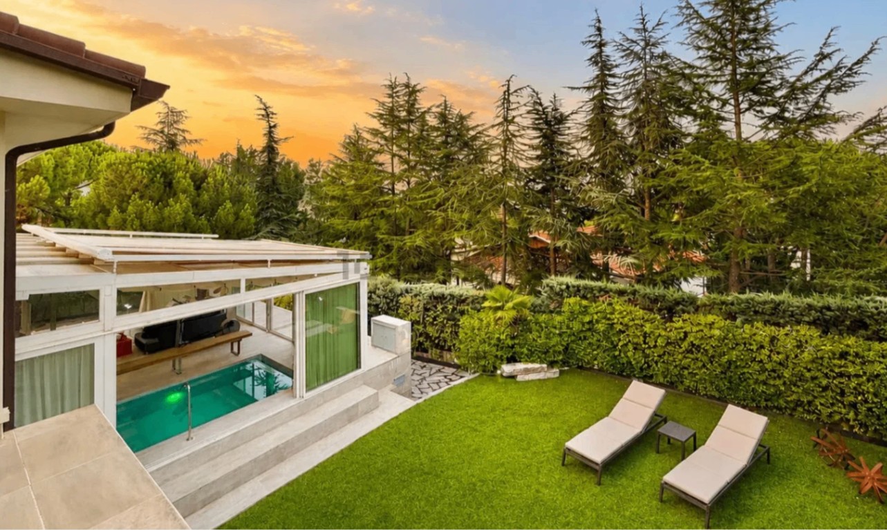 Chalet independiente de 350 m² con piscina climatizada y máxima privacidad en Galapagar · vivienda en venta en Madrid · Yolanda González