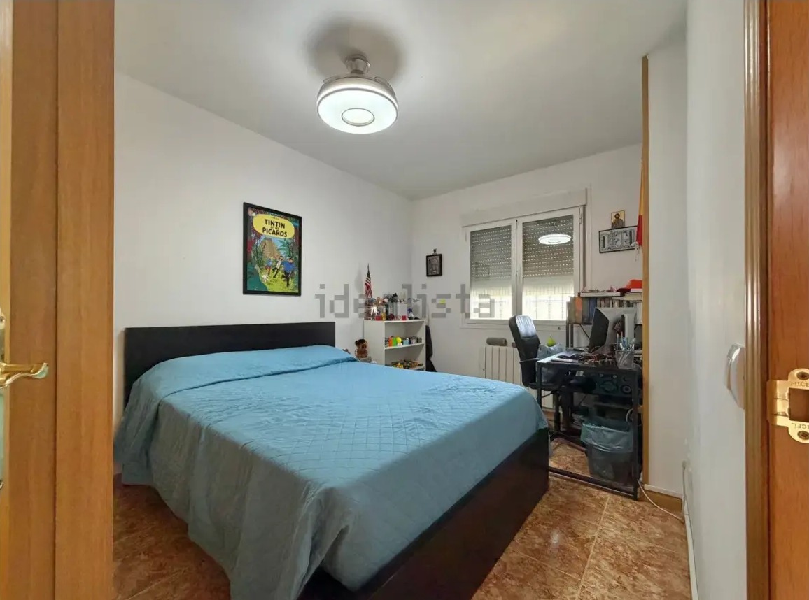 Chalet pareado en esquina con piscina privada en Ugena - imagen 6